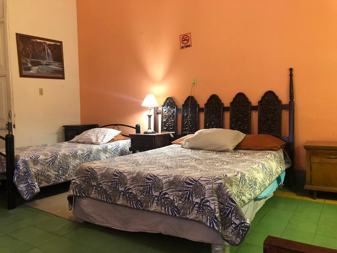 Bedroom 2, Maska Mansion, Guadalajara