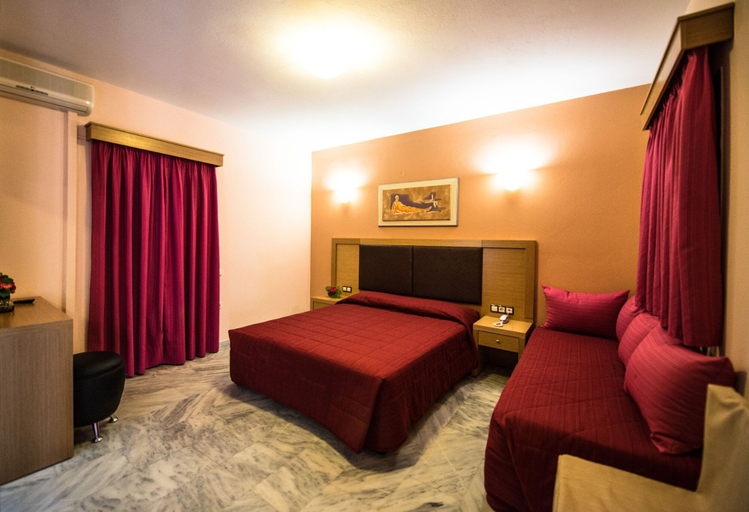Bedroom 2, Palazzo Hotel, Peloponnese