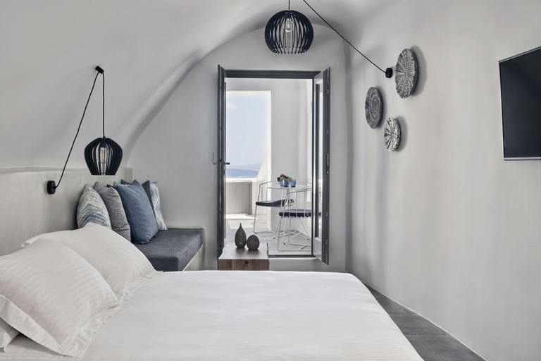 Bedroom 4, Alisaris Caves, South Aegean