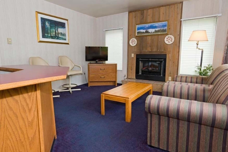 Others 5, Sequim Bay Lodge, Clallam