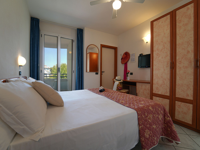Bedroom 2, Hotel Dasamo - Dada Hotels, Rimini