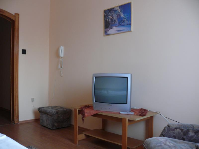 Others 3, Hotel Orchidea, Kistelek