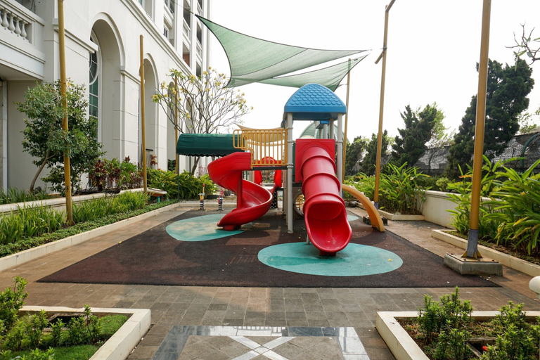 Children's play area - outdoor, Comfy 1Br At Bellezza Apartment, Jakarta Pusat