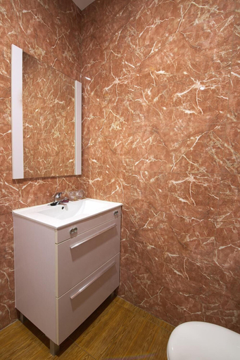 Bathroom 3, Hostal Misericordia, León