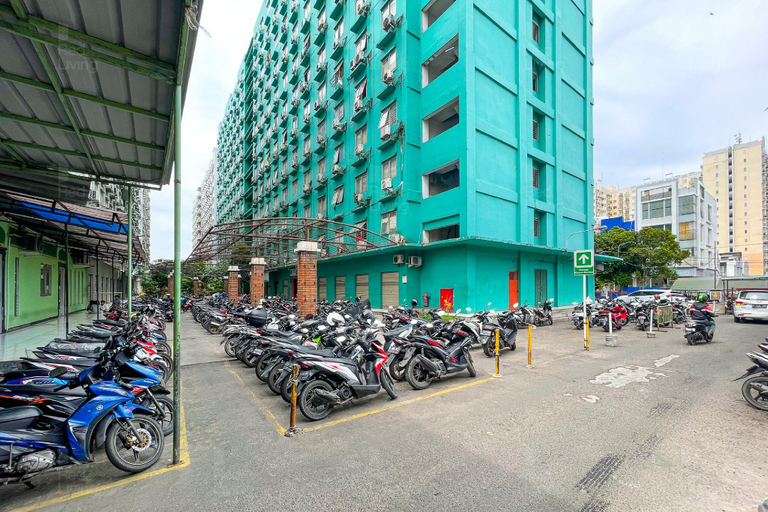 Parking lot