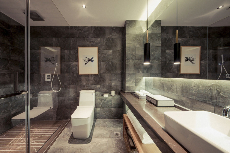 Bathroom 3, チェンナチェンシュンホテル(), Luoyang