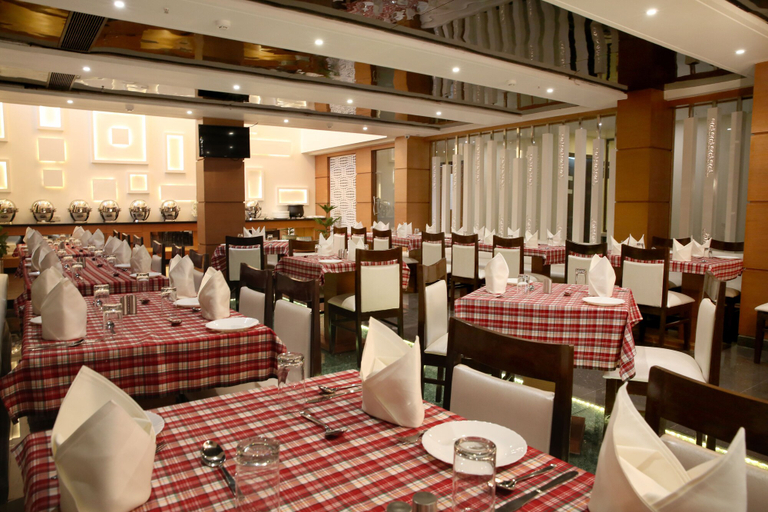 Food & Drinks 4, Hotel Sahibs LightHouse, Agra