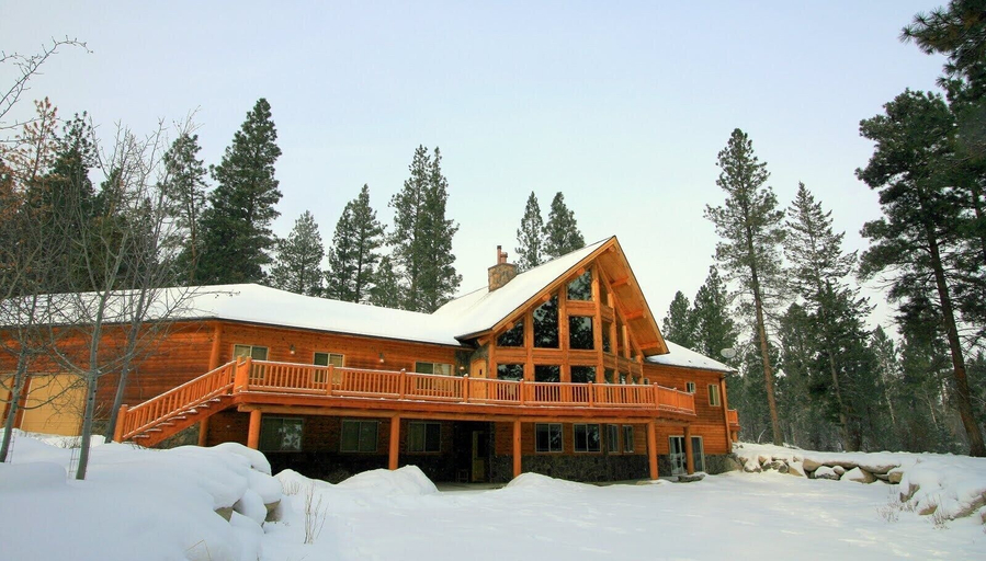 Exterior & Views 2, Pineview Lodge, Ravalli