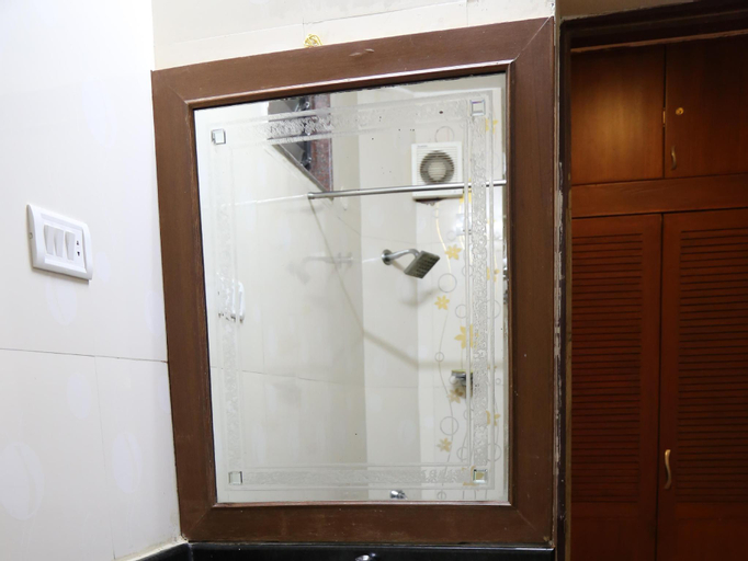 Others 4, Hotel Udhayam International, Thoothukkudi