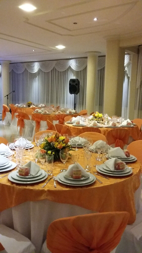 Food & Drinks 5, Gran Hotel Toloma, Cercado