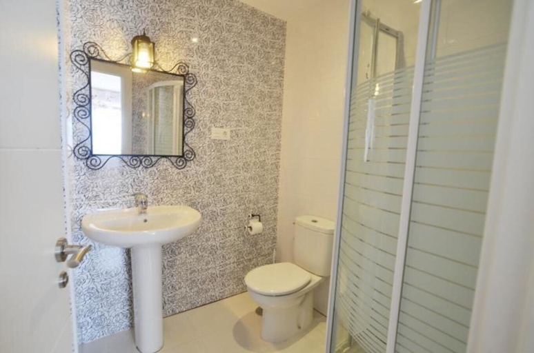Bathroom 4, Apartment in Isla Playa, Cantabria 103317 by MO Rentals, Cantabria
