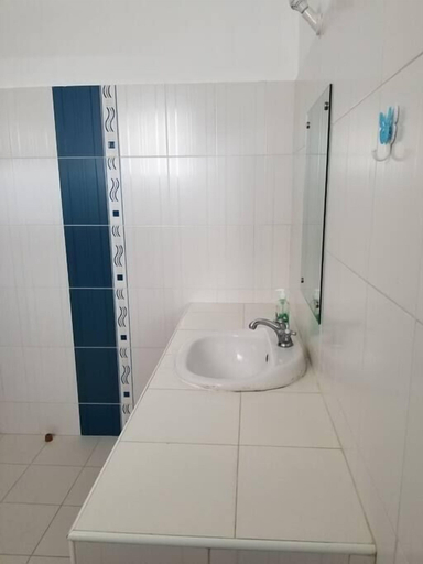 Bathroom 3, Belle Ocean View Apartments, Nyali