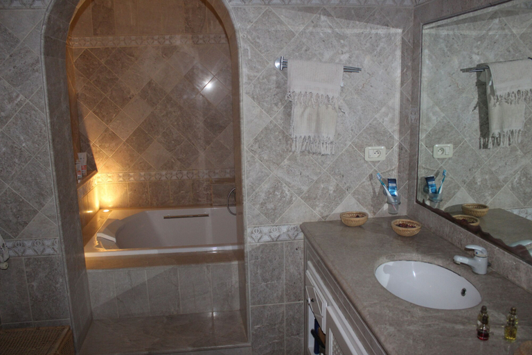 Bathroom, Gorgeous Villa Sfax, Sakiet Eddaier