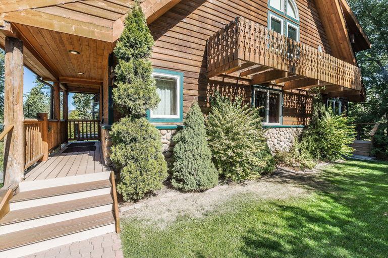 Others 1, Cottonwood Shores, Chelan