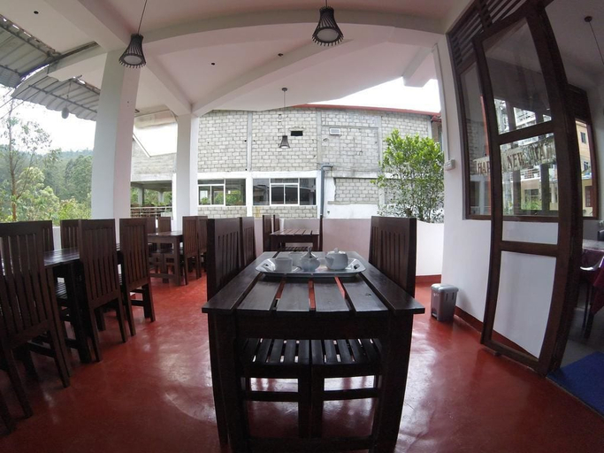 Food & Drinks 3, Adams Peak Inn, Ambagamuwa