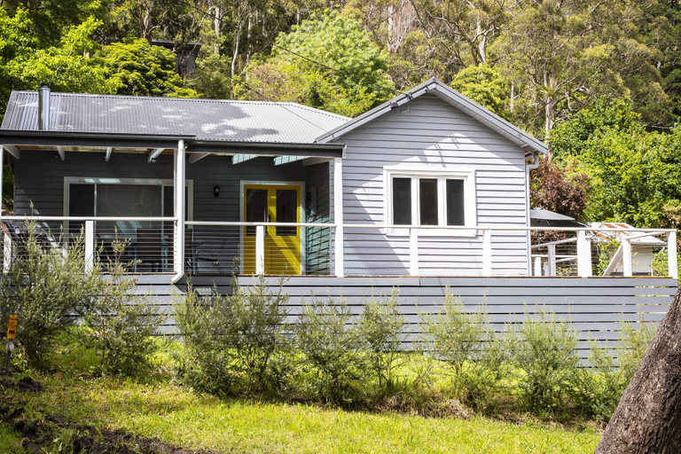 Exterior & Views 2, Warburton Digs, Yarra Ranges - Central
