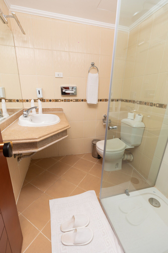 Bathroom 2, Swiss Wellness Dive Resort, Al-Ghurdaqah