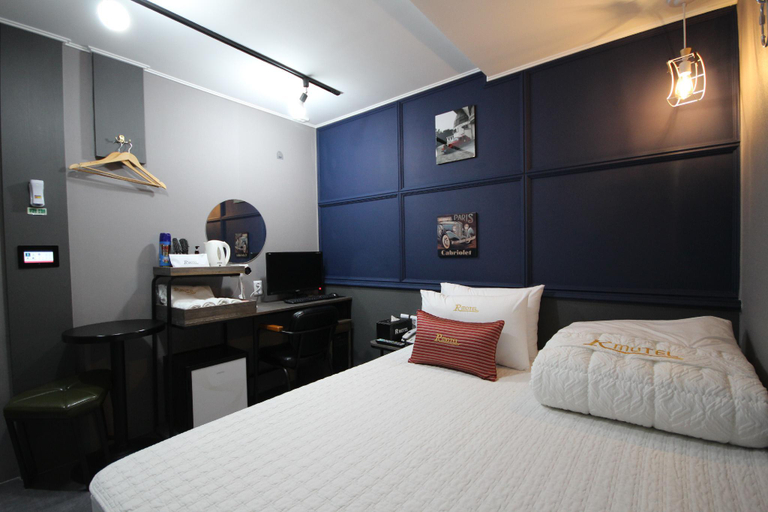 Others 4, R Motel, Busanjin