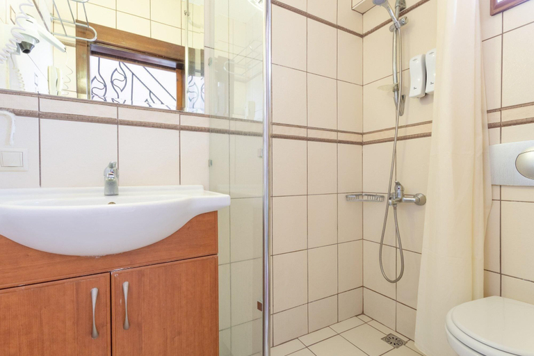 Bathroom 4, Villa Kelebek Paradise Private Pool A C Wifi Car Not Required Eco-friendly - 2234, Ortaca