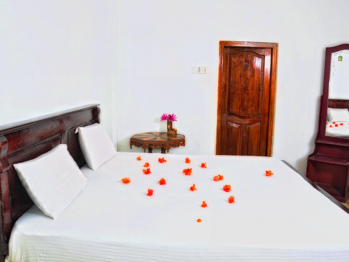 Others 4, Water Garden Hotel, N. Palatha East