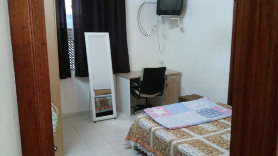 Others 3, Champs de Mars Apartment ( Racecourse/healthtrack)