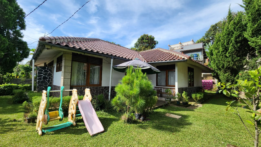 Others 5, Villa Bukit Dago Selatan No. 50, Bandung
