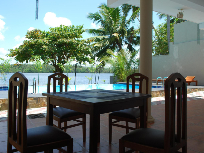 Food & Drinks, Riverbank Bentota Hotel, Beruwala