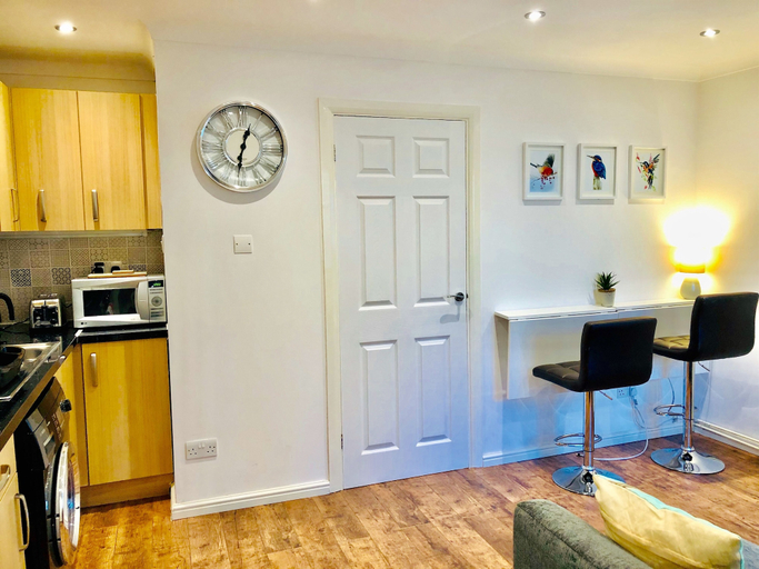 Others 5, Fountain View 1BR Flat-Free Parking, Oxfordshire