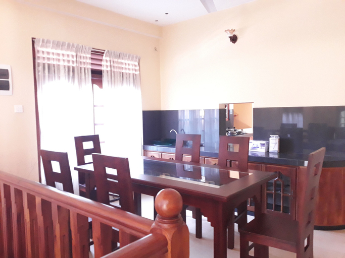 Food & Drinks, Vinses Villa in Hikkaduwa, Ambalangoda