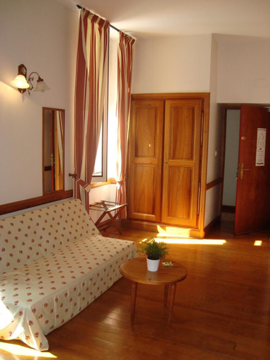Bedroom 3, Grand Hôtel de France, Hautes-Pyrénées