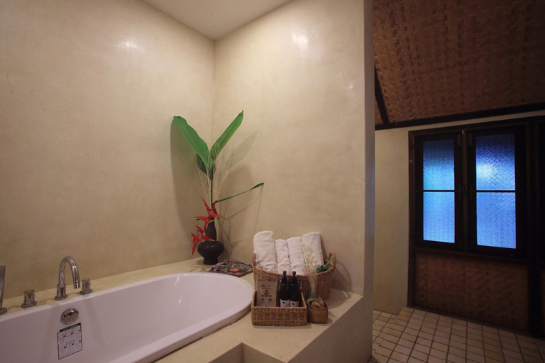 Bathroom 3, Azalea Village Wellness Resort, Chiang Dao
