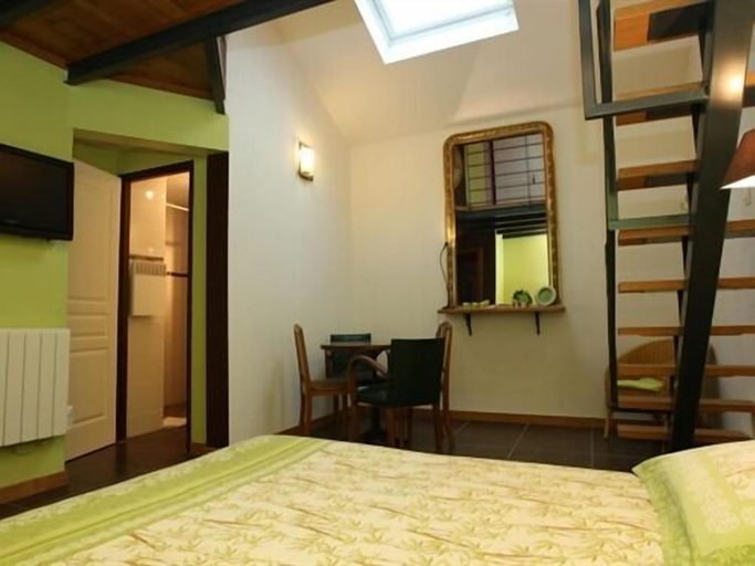 Bedroom 4, Le Jardin de Norah, Moselle