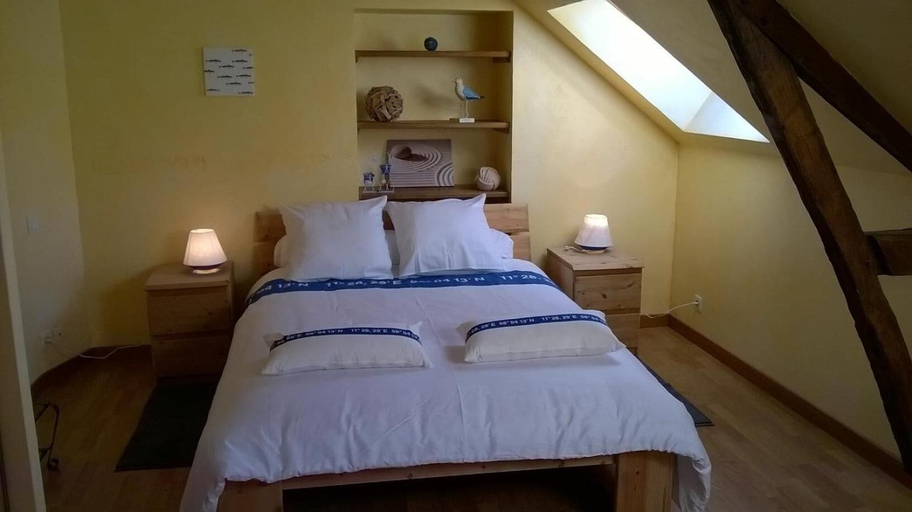 Bedroom 2, La P'tit' Fugue, Ille-et-Vilaine