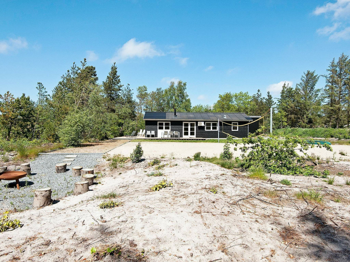 Exterior & Views 2, Luxurious Holiday Home in Henne With Fireplace in the Garden, Varde