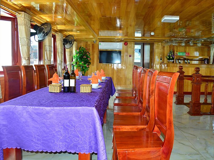 Food & Drinks 5, Ocean Cruise, Cát Hải