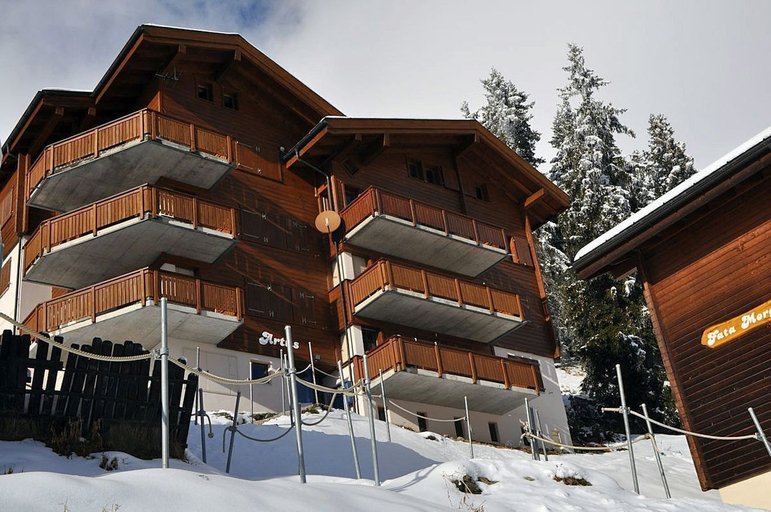 Exterior & Views, Artus 2, Raron