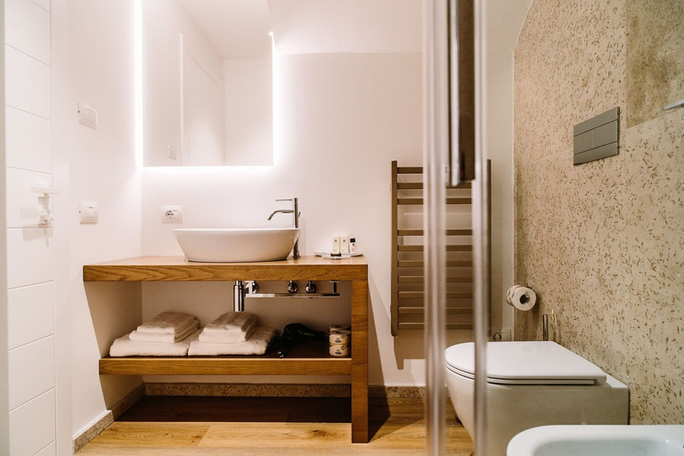 Bathroom 4, Numa Hotel, Ancona
