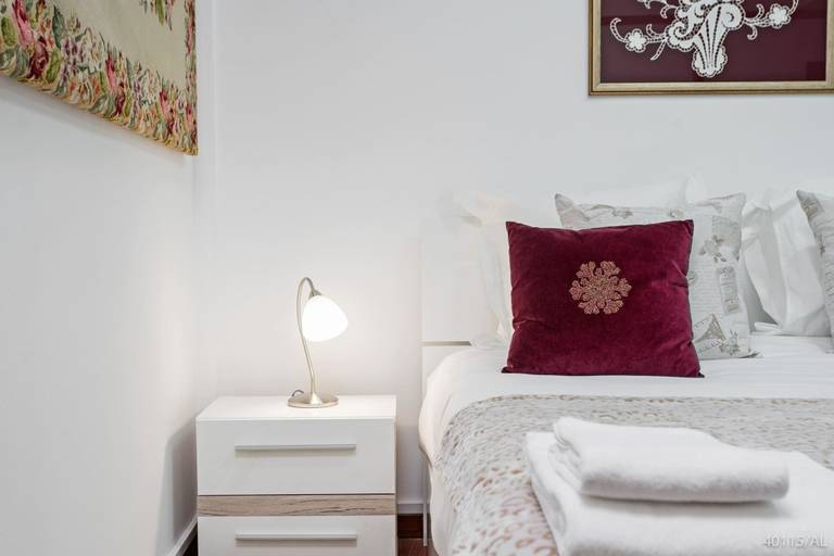 Bedroom 3, Pelourinho, Funchal