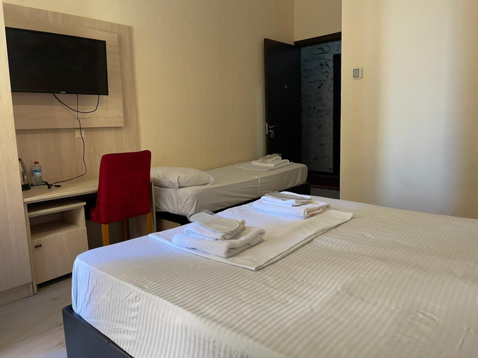 Bedroom 3, Hotel MyRose, Batumi