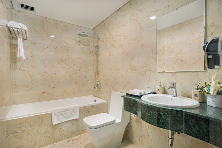 Bathroom 4, Eden Ocean View Hotel Da Nang, Da Nang