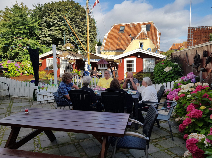 Others 4, Ferie På Toppen, Frederikshavn