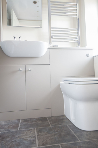 Bathroom 3, Stanley Lodge Farmhouse, Lancashire
