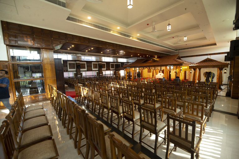 Food & Drinks 5, Hotel Guruvayur Darshan, Thrissur