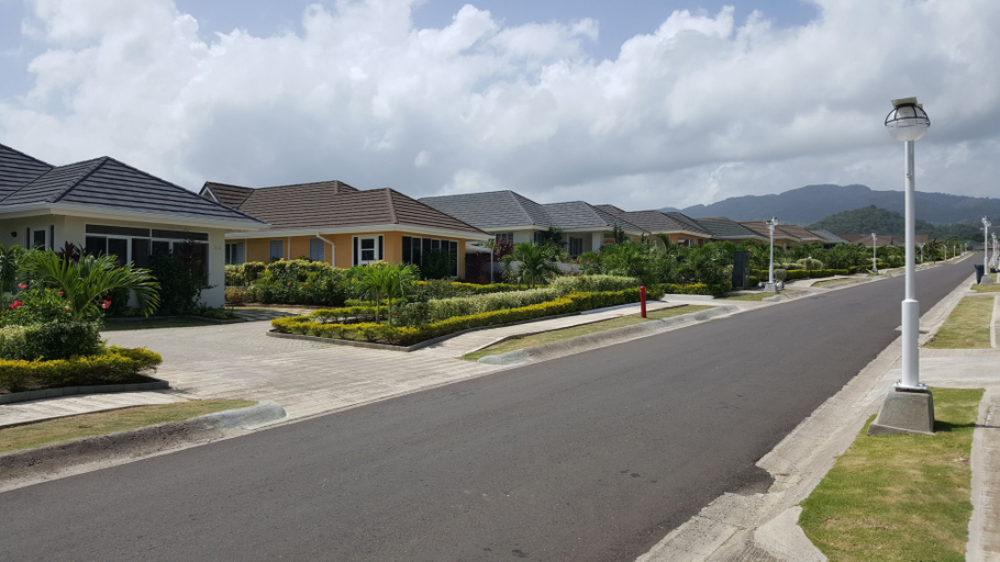 Exterior & Views, Ocho Rios Villa at the Palms V