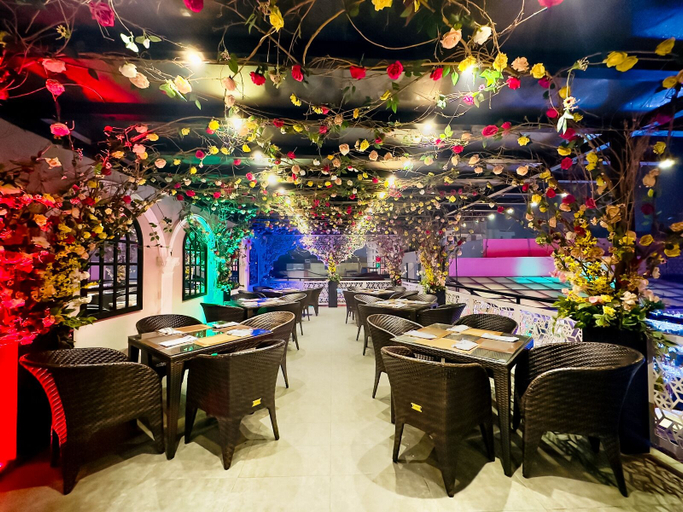 Food & Drinks 3, Rose Palace Hotel Gulberg, Lahore