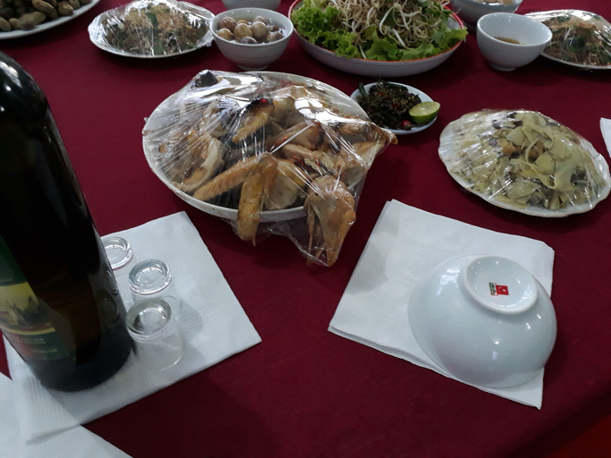 Food & Drinks 4, Thanh Chuong Dong Loan Guesthouse, Thanh Chương