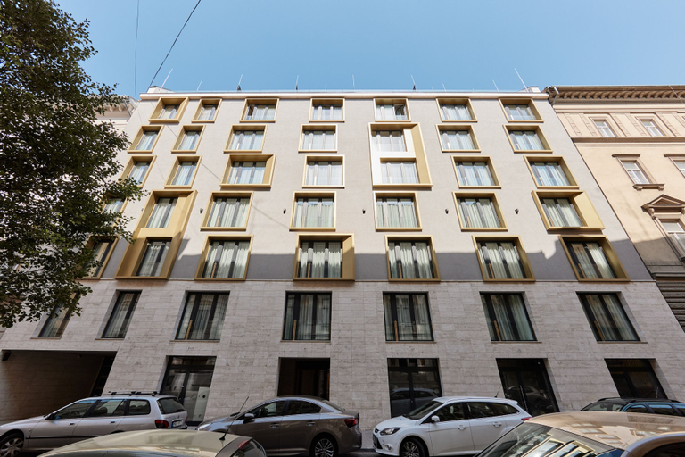 Exterior & Views 2, The Amberlyn Suite Hotel, Budapesti