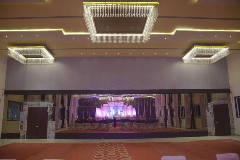 Others 4, Hotel Emperor Paradise, Bilaspur