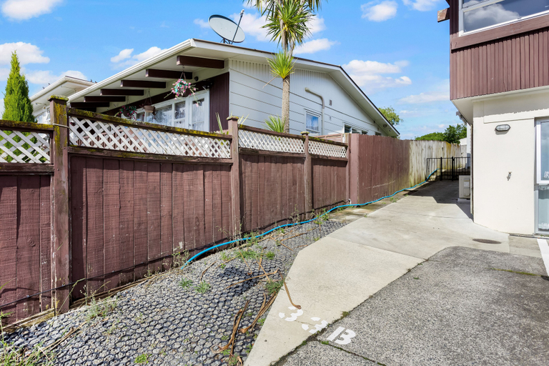 Exterior & Views 2, The Perfect City Pad - WiFi - Netflix, Manukau