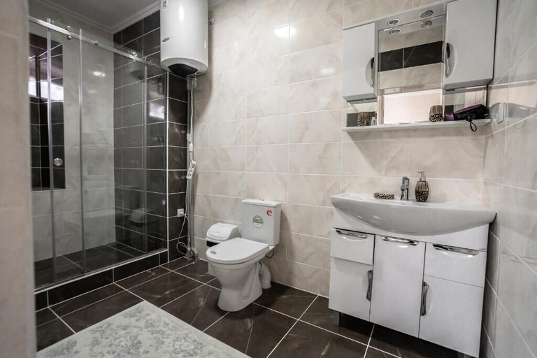 Bathroom 2, MIxx Hotel, Ak-Suu